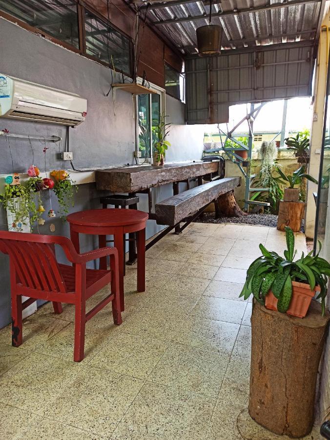 Nu Phuket Airport Resident 1 Bed & Breakfast Nai Yang Ngoại thất bức ảnh