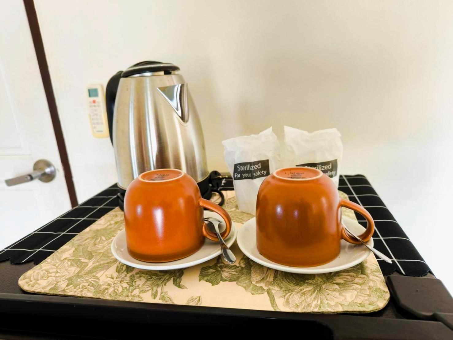 Nu Phuket Airport Resident 1 Bed & Breakfast Nai Yang Ngoại thất bức ảnh